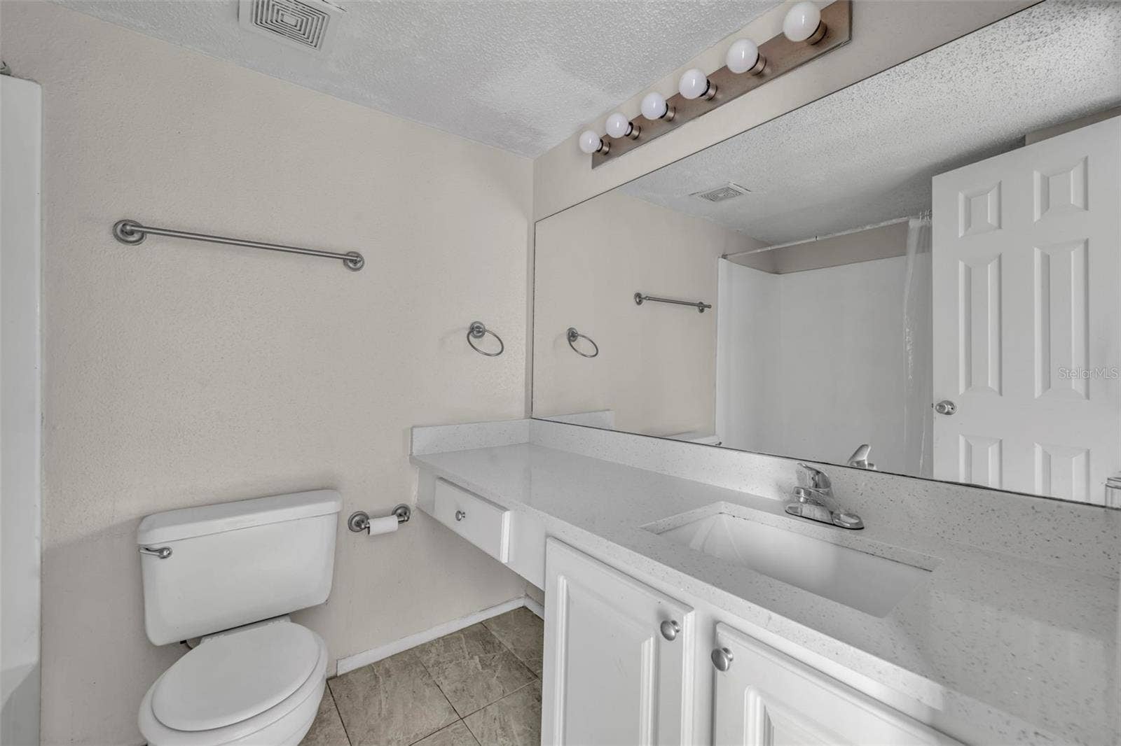145 OYSTER BAY CIRCLE, #240, Altamonte Springs, FL 32701 145 OYSTER BAY CIRCLE, #240, Altamonte Springs, FL 32701