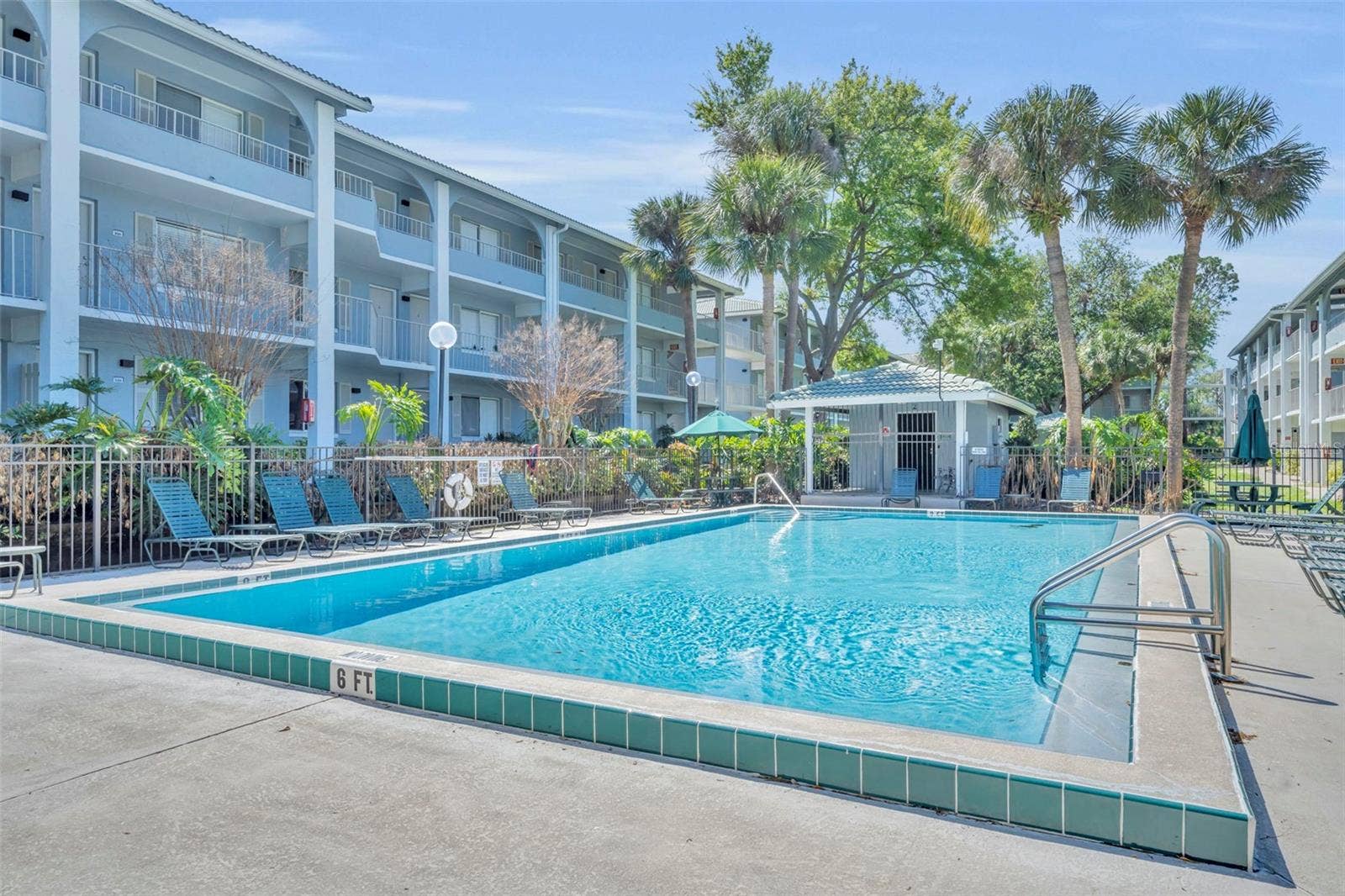 145 OYSTER BAY CIRCLE, #240, Altamonte Springs, FL 32701 Community Pool
