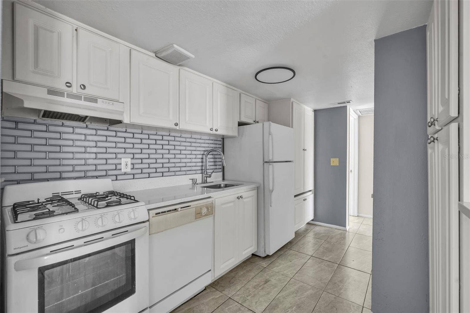 145 OYSTER BAY CIRCLE, #240, Altamonte Springs, FL 32701 145 OYSTER BAY CIRCLE, #240, Altamonte Springs, FL 32701