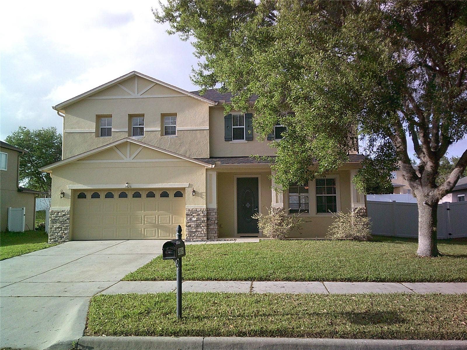 3026 ANQUILLA AVENUE, Clermont, FL 34711 Front of House