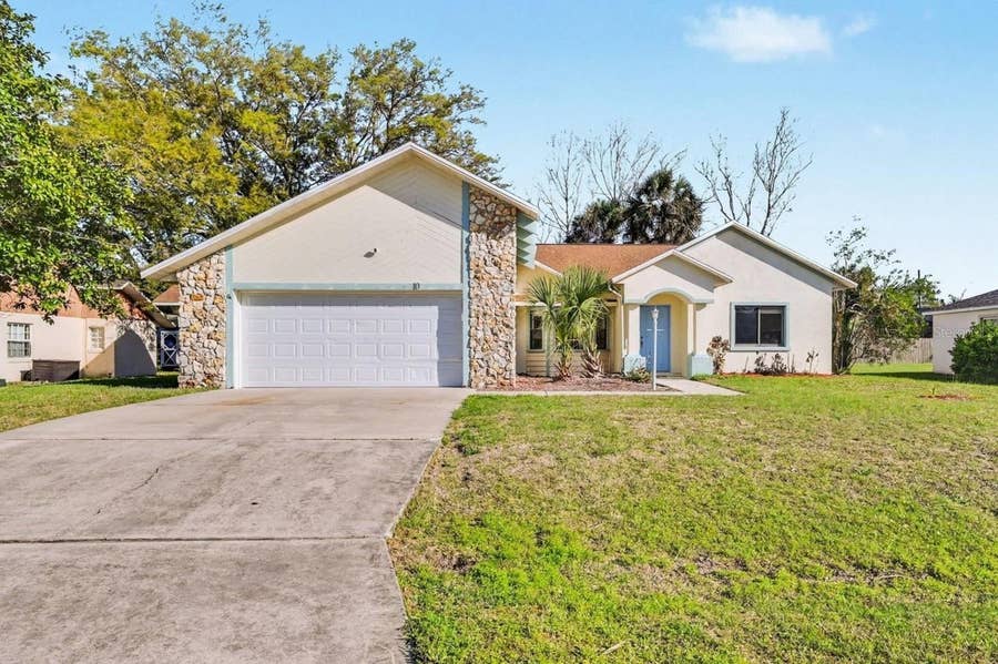 Property photo for 10 PATCHOGUE LANE, Palm Coast, FL