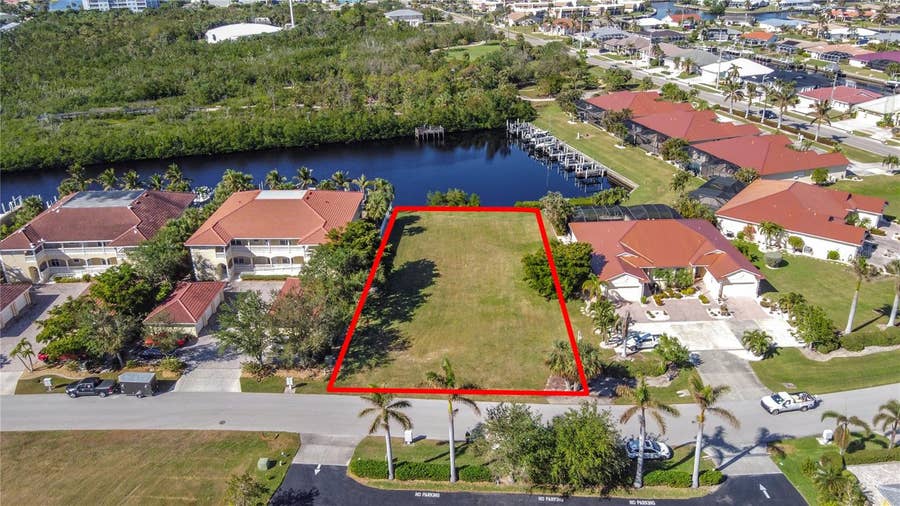 Property photo for 3227 PURPLE MARTIN DRIVE, Punta Gorda, FL