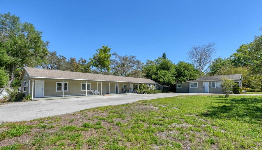 Property photo for 614 BEVERLY AVENUE, Largo, FL