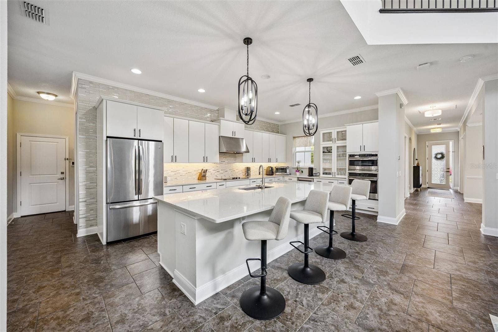 14160 ELIOT AVENUE, Orlando, FL 32827 Gourmet Kitchen