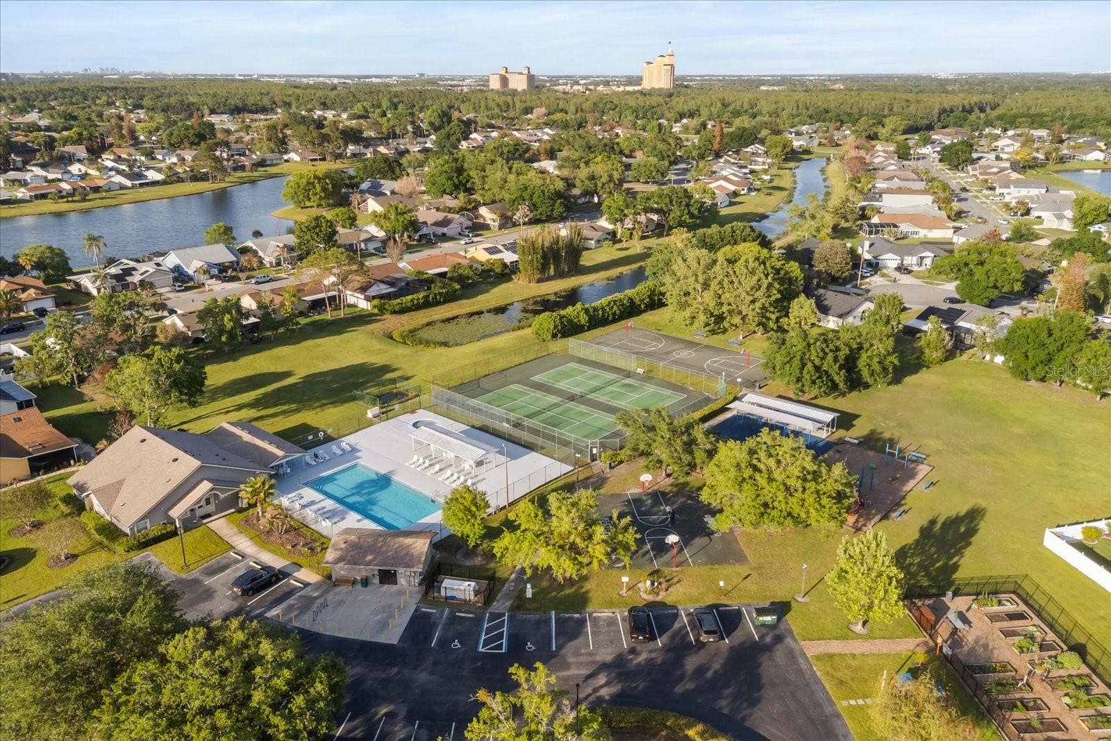 5332 DORRINGTON LANE, Orlando, FL 32821 5332 DORRINGTON LANE, Orlando, FL 32821