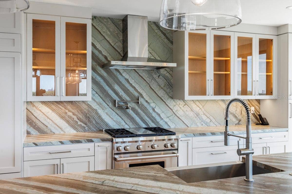 10160 AUTUMN MIST LANE, #800, Golden Oak, FL 32836 Gourmet kitchen with custom cabinetry