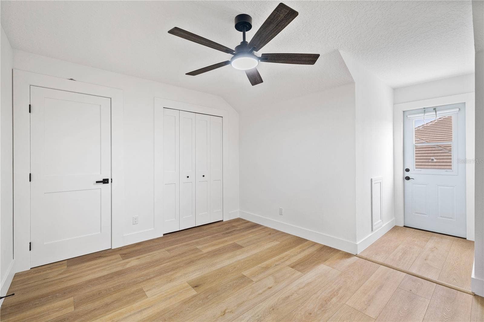 812 JOHNS POINT DRIVE, Oakland, FL 34787 812 JOHNS POINT DRIVE, Oakland, FL 34787