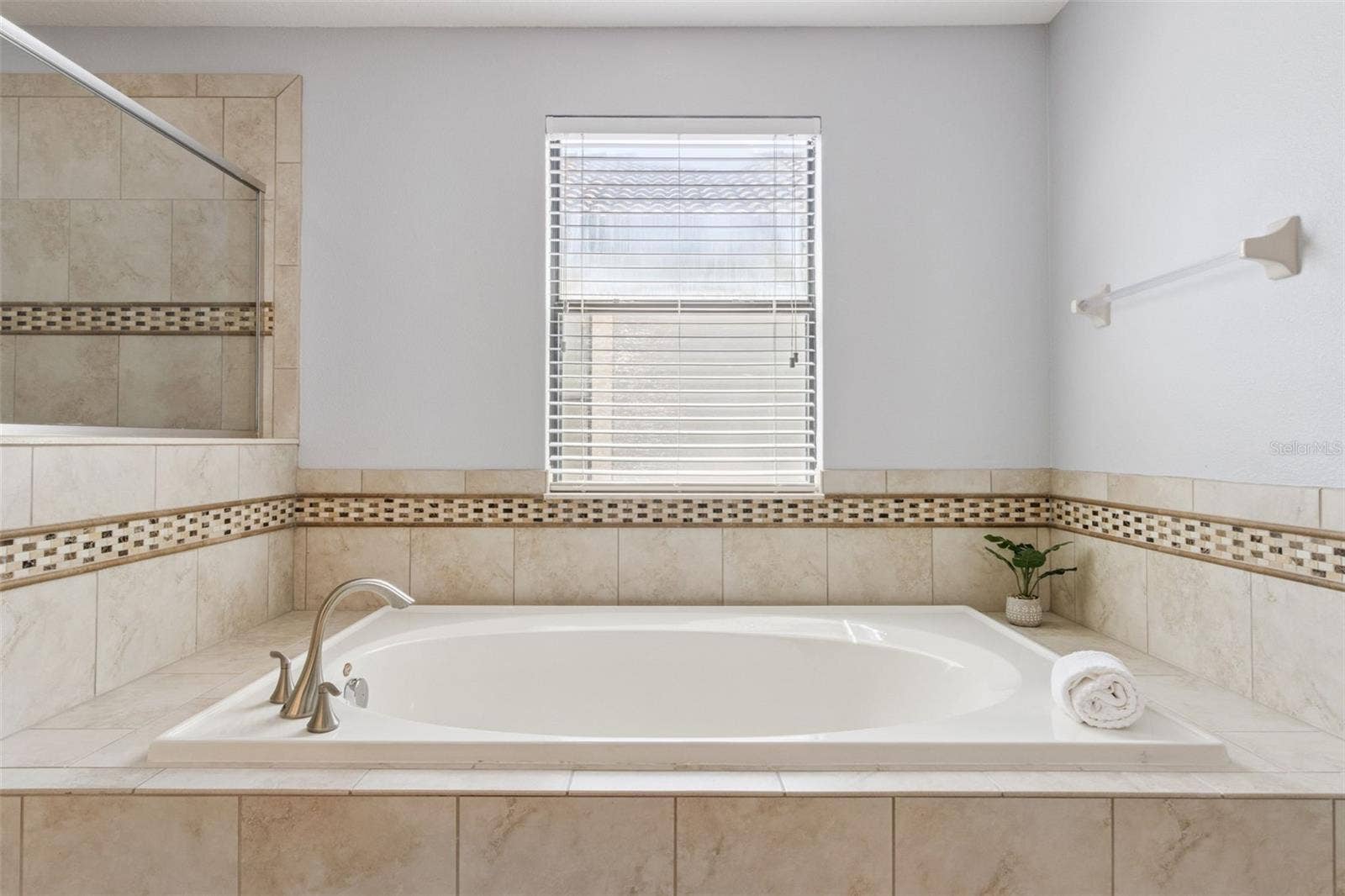 9027 SHADOW MOUNTAIN STREET, Davenport, FL 33896 9027 SHADOW MOUNTAIN STREET, Davenport, FL 33896
