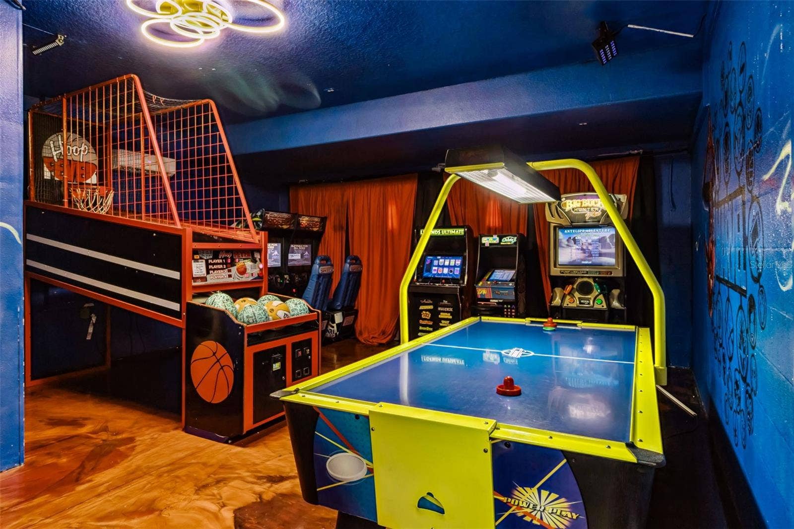 9027 SHADOW MOUNTAIN STREET, Davenport, FL 33896 9027 SHADOW MOUNTAIN STREET, Davenport, FL 33896