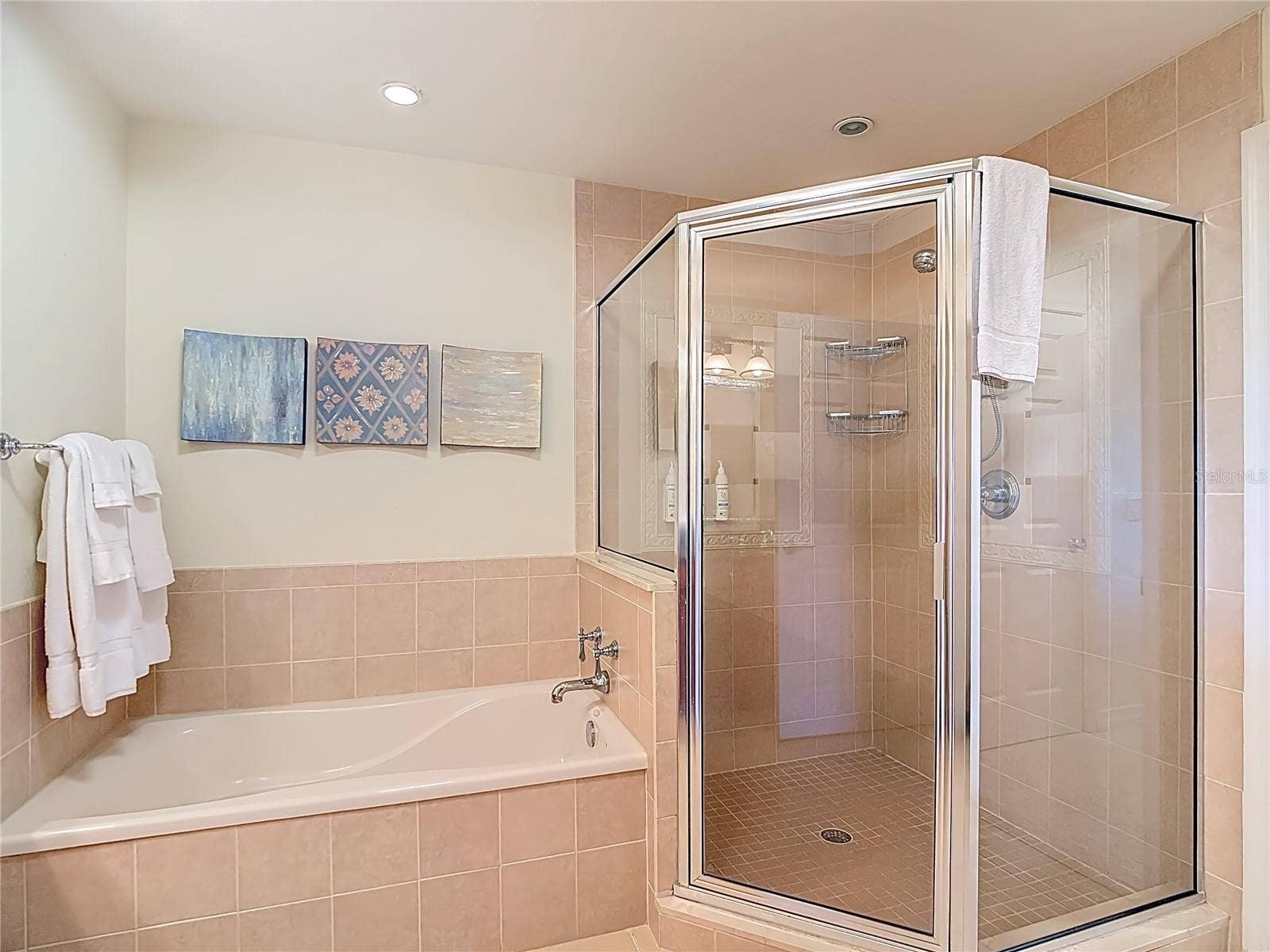 1116 SUNSET VIEW CIRCLE, #304, Reunion, FL 34747 1116 SUNSET VIEW CIRCLE, #304, Reunion, FL 34747