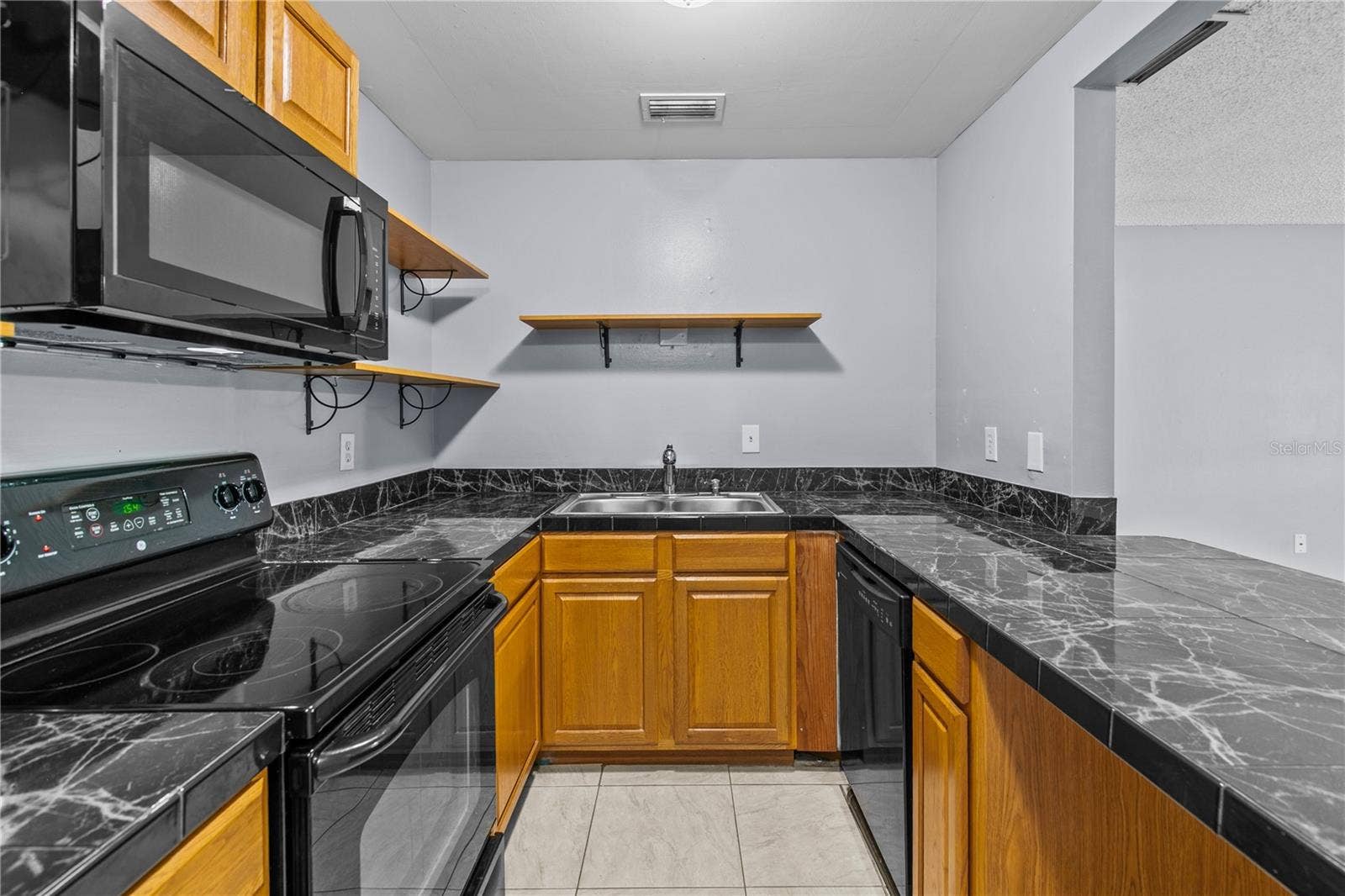 416 BANYON TREE CIRCLE, #206, Maitland, FL 32751 416 BANYON TREE CIRCLE, #206, Maitland, FL 32751