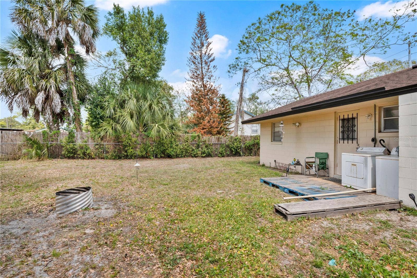 722 TUCKER AVENUE, Orlando, FL 32807 722 TUCKER AVENUE, Orlando, FL 32807