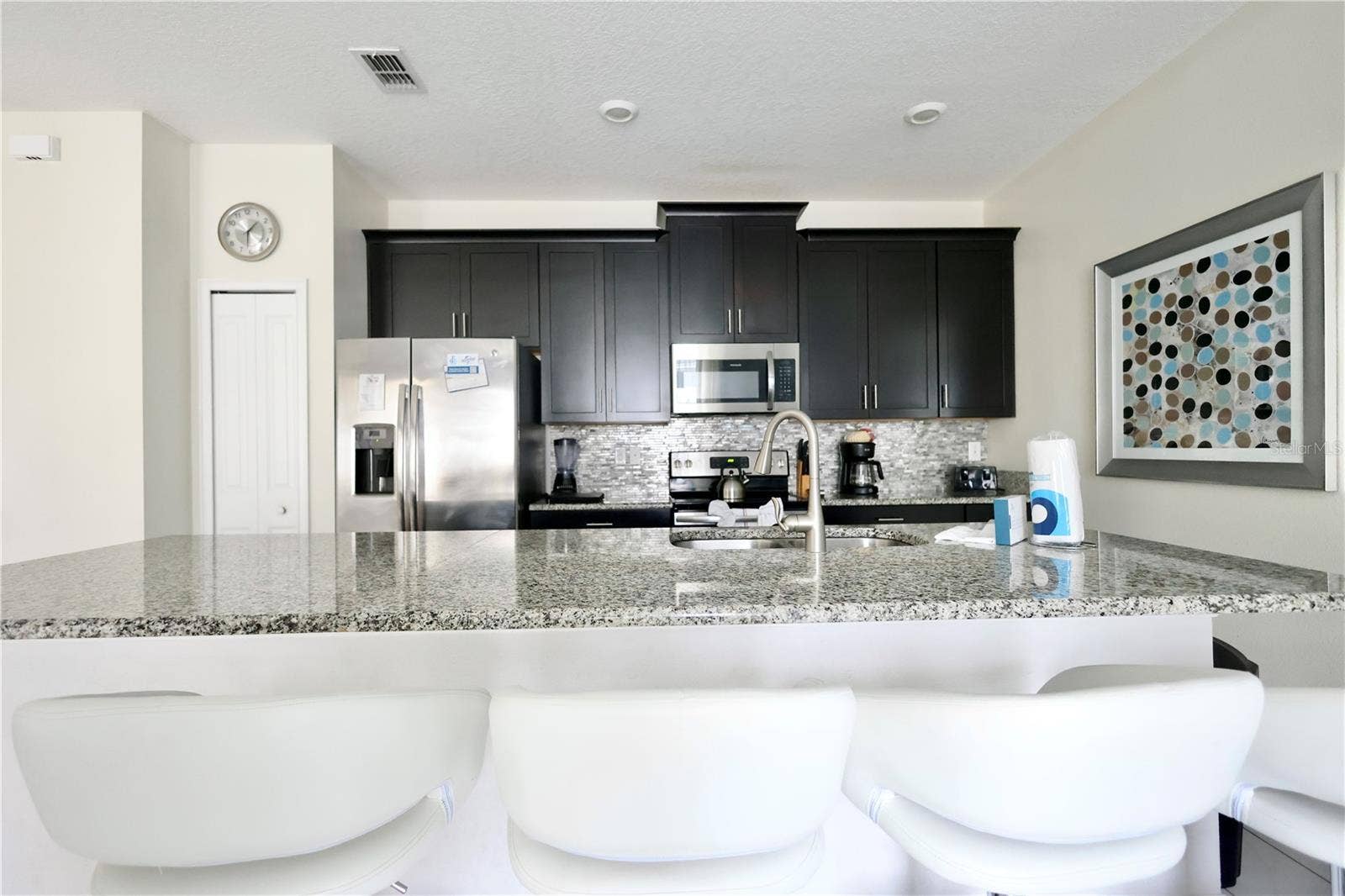 9063 DOGLEG DRIVE, Davenport, FL 33896 9063 DOGLEG DRIVE, Davenport, FL 33896