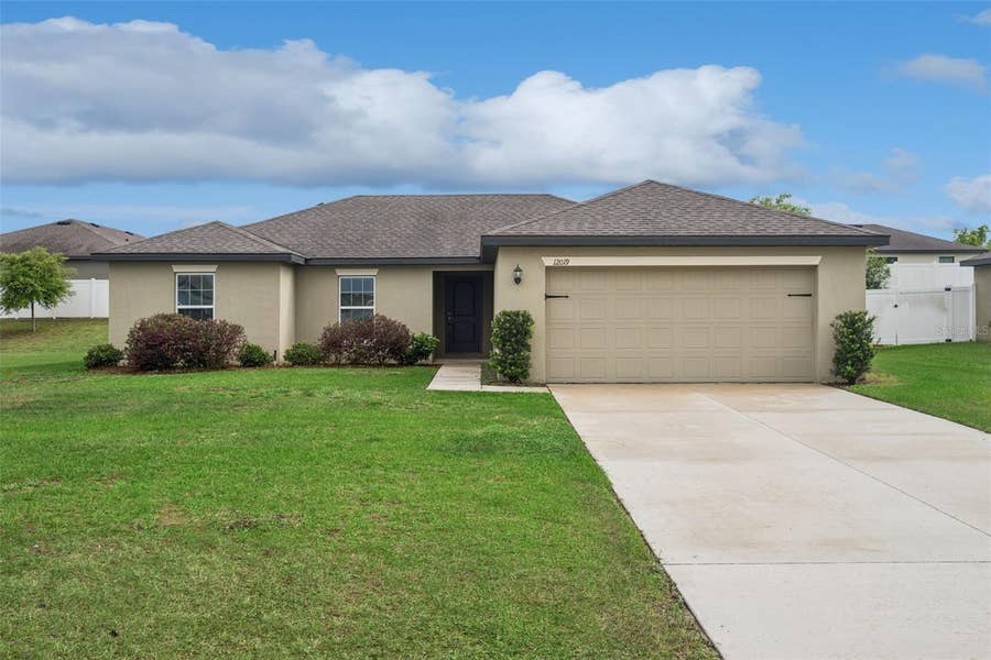 Property photo for 12019 INDIAN GRASS WAY, Leesburg, FL