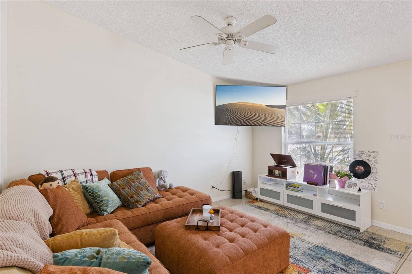 Unit C - Living area