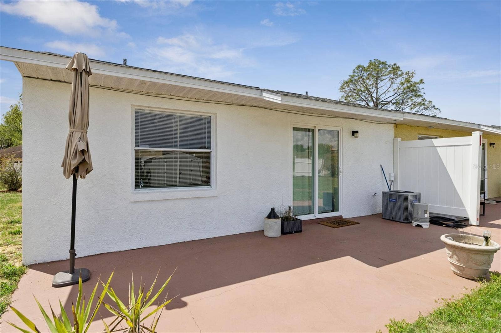 Unit C - Back patio