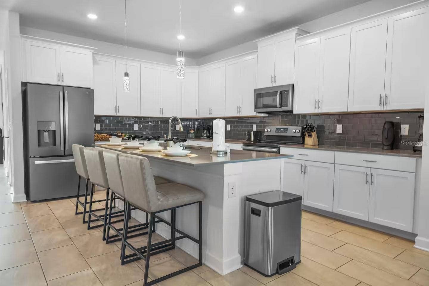 1069 LEADER STREET, Davenport, FL 33896 1069 LEADER STREET, Davenport, FL 33896