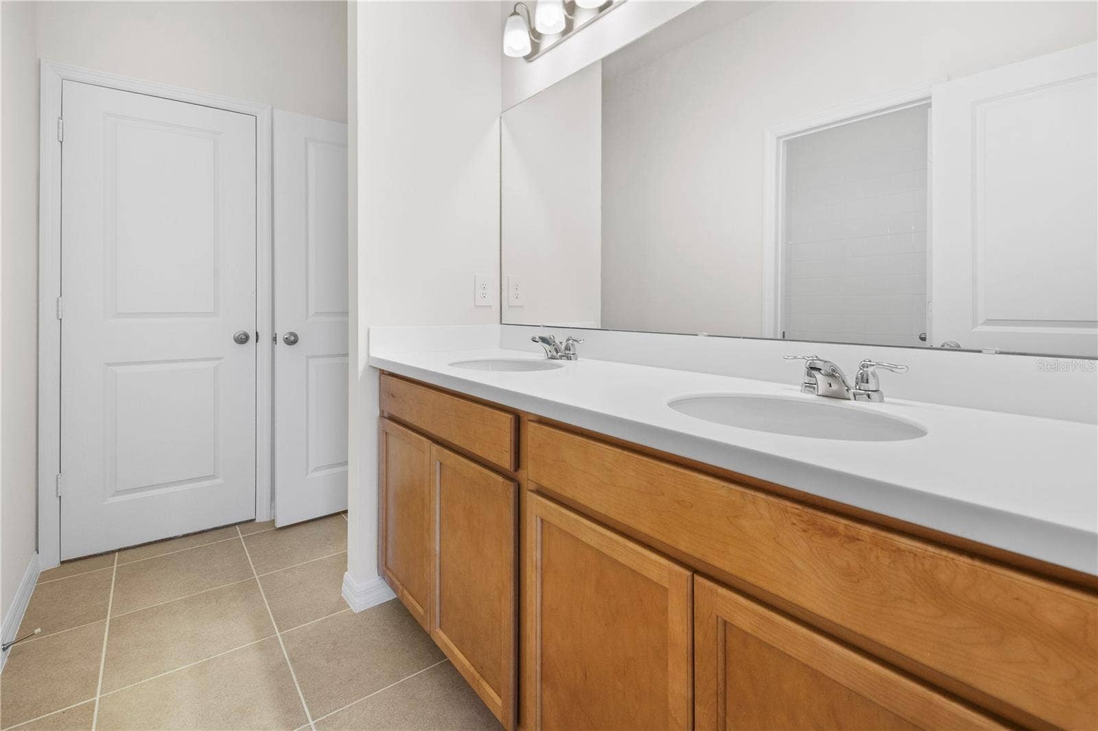 951 VINEYARD RIDGE ROAD, Minneola, FL 34715 951 VINEYARD RIDGE ROAD, Minneola, FL 34715