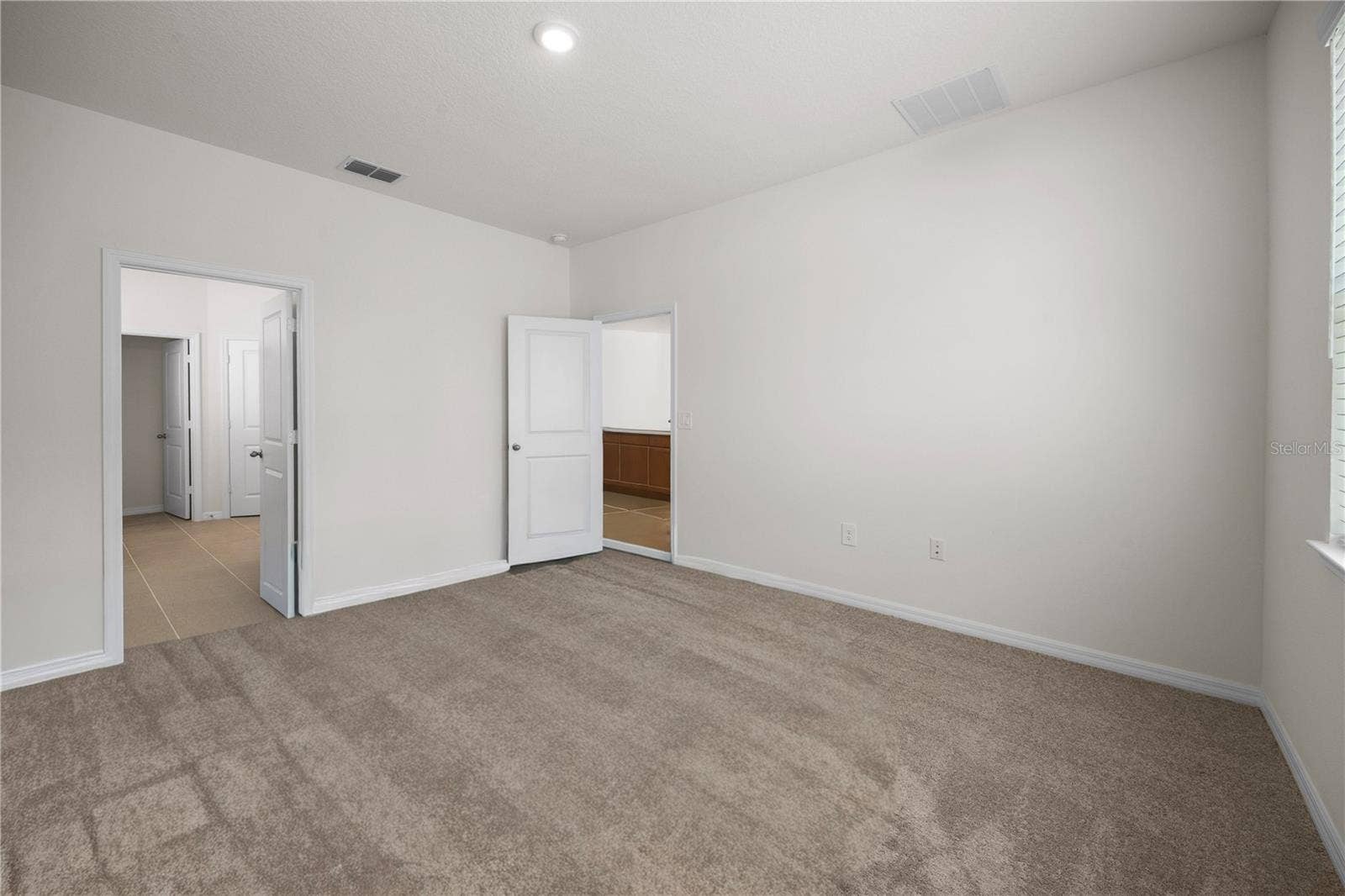 951 VINEYARD RIDGE ROAD, Minneola, FL 34715 951 VINEYARD RIDGE ROAD, Minneola, FL 34715