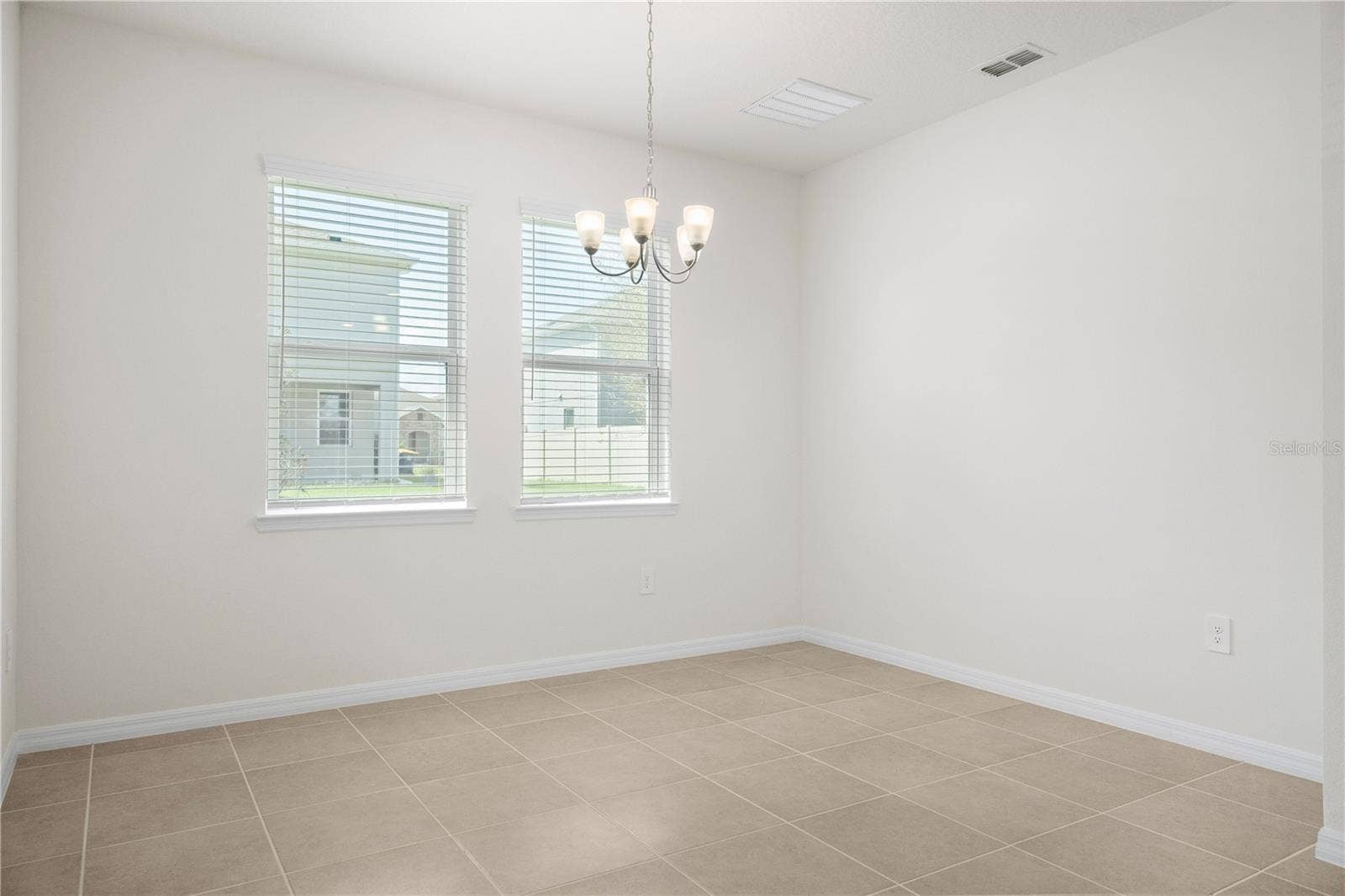 951 VINEYARD RIDGE ROAD, Minneola, FL 34715 951 VINEYARD RIDGE ROAD, Minneola, FL 34715