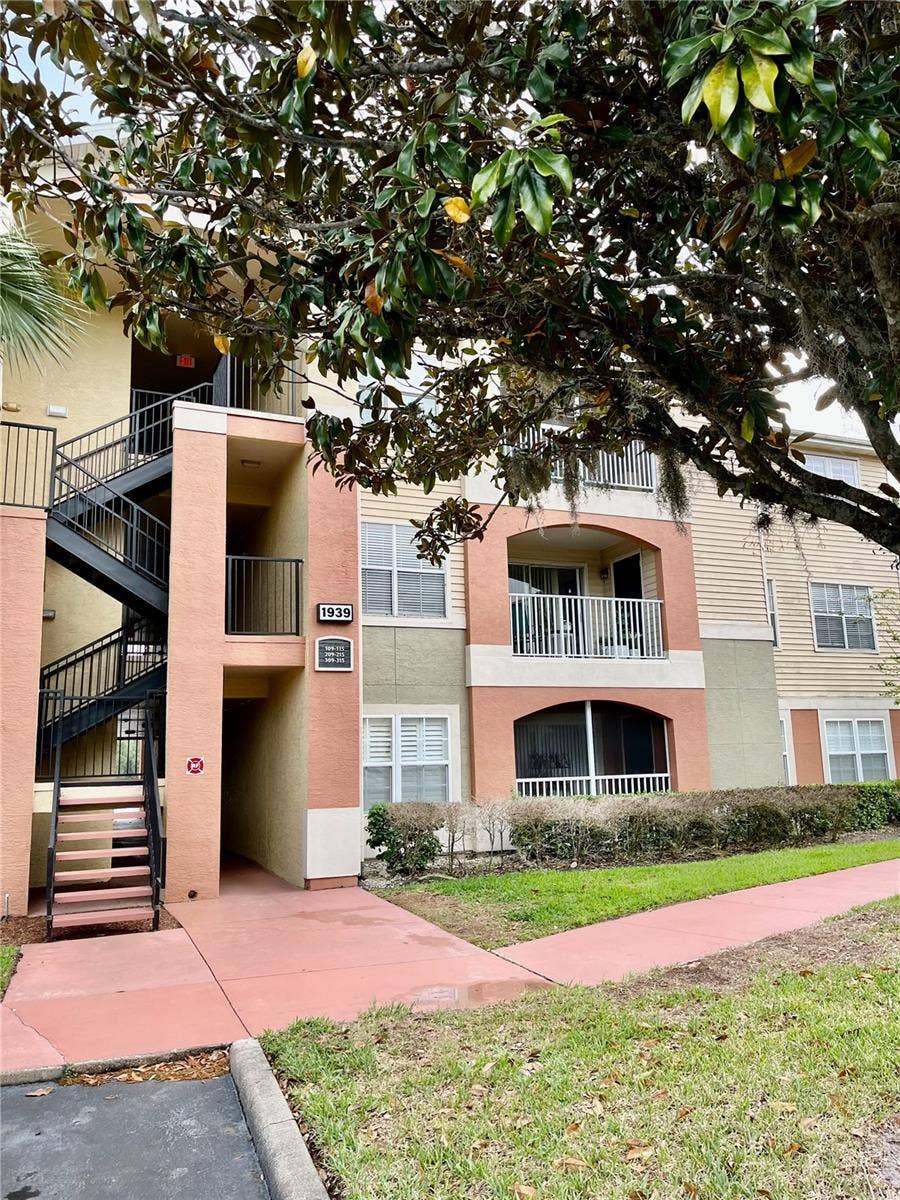 Property photo for 1939 SUMMER CLUB APT DRIVE, #315, Oviedo, FL