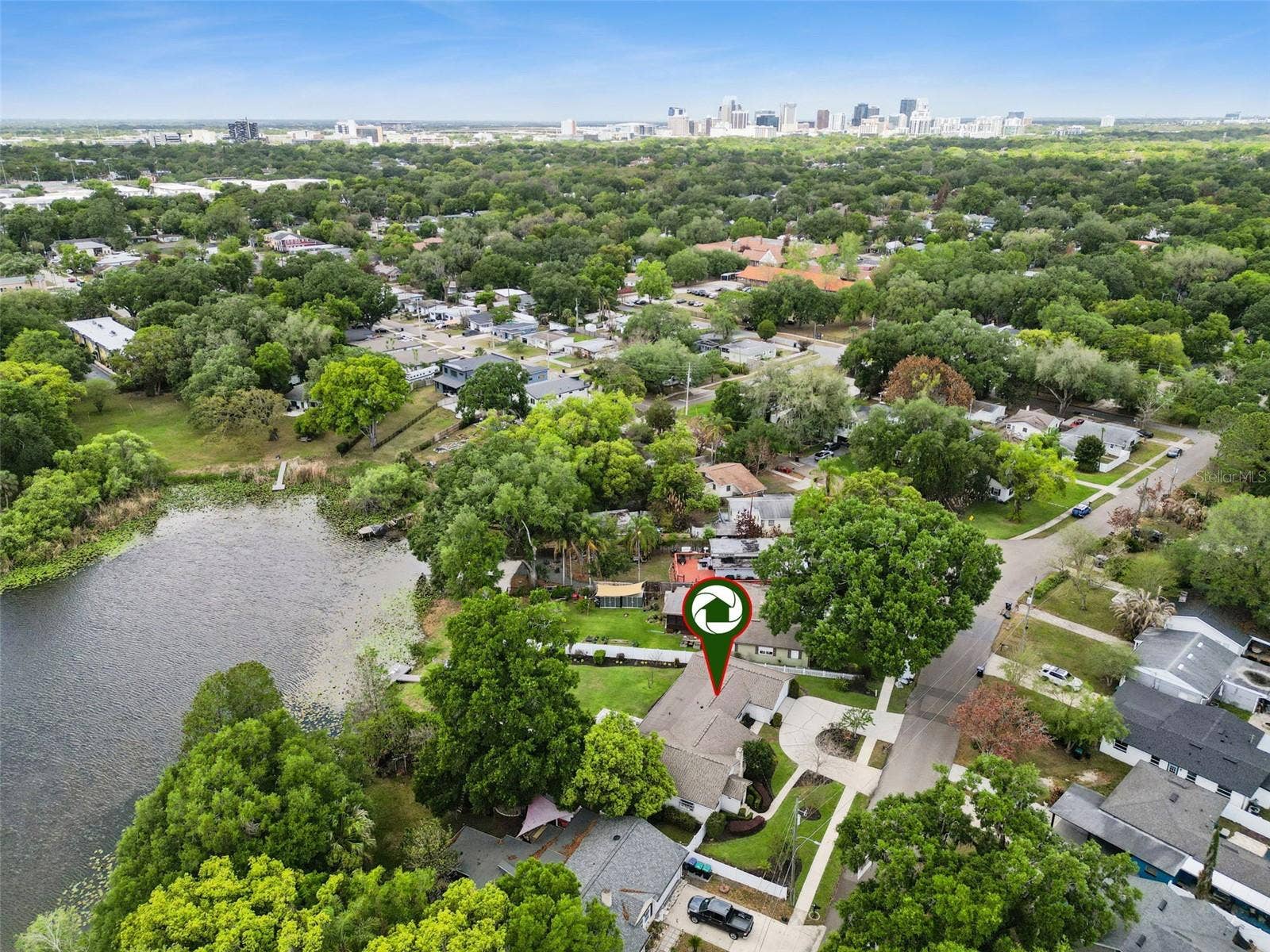 2100 MAE STREET, Orlando, FL 32806 2100 MAE STREET, Orlando, FL 32806