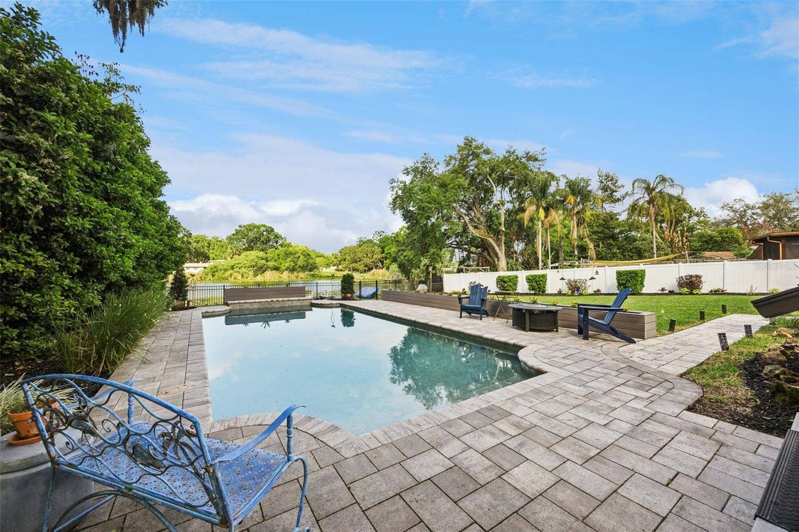 2100 MAE STREET, Orlando, FL 32806 2100 MAE STREET, Orlando, FL 32806