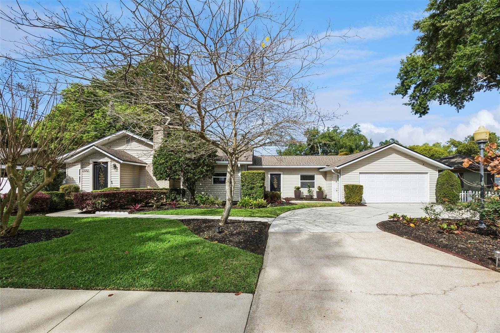 2100 MAE STREET, Orlando, FL 32806 2100 MAE STREET, Orlando, FL 32806