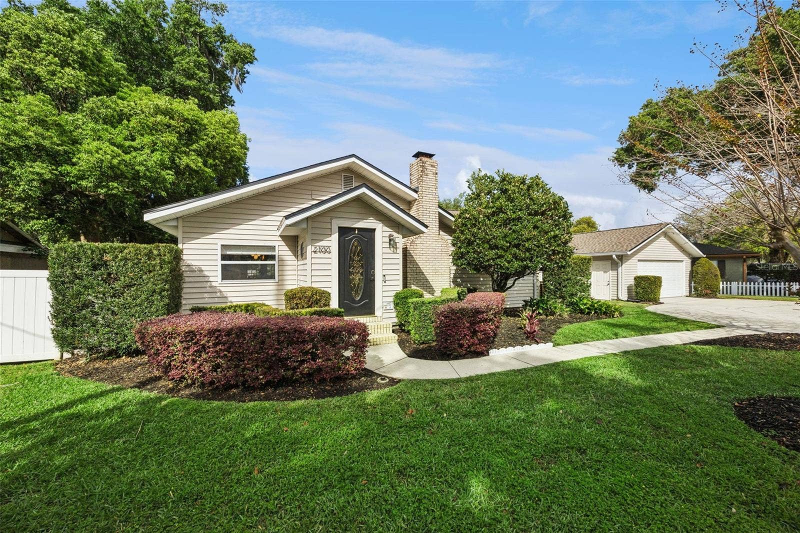 2100 MAE STREET, Orlando, FL 32806 2100 MAE STREET, Orlando, FL 32806