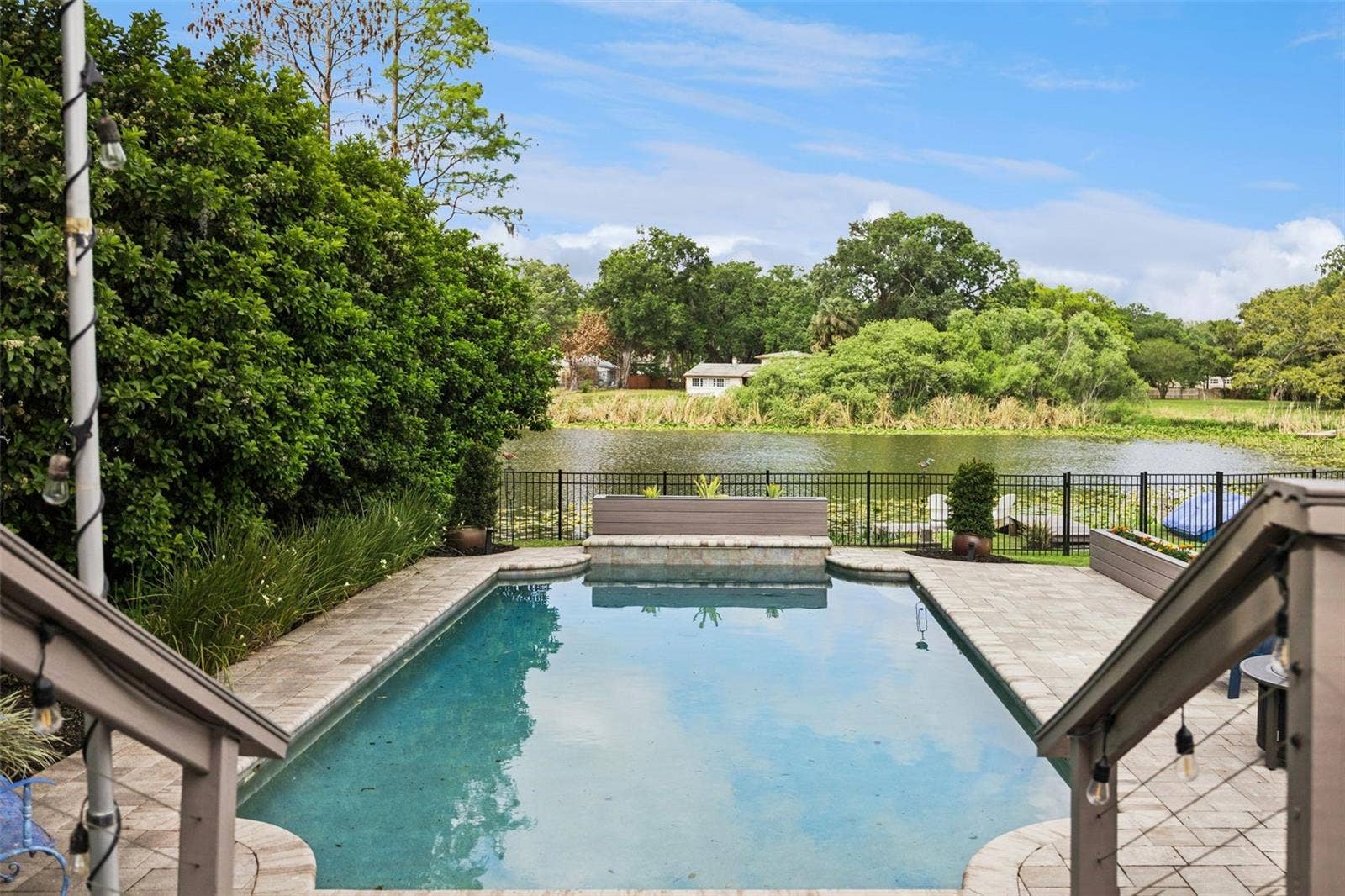 2100 MAE STREET, Orlando, FL 32806 2100 MAE STREET, Orlando, FL 32806