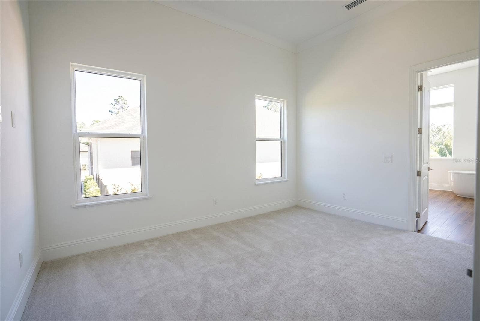 16000 PENDIO DRIVE, Bella Collina, FL 34756