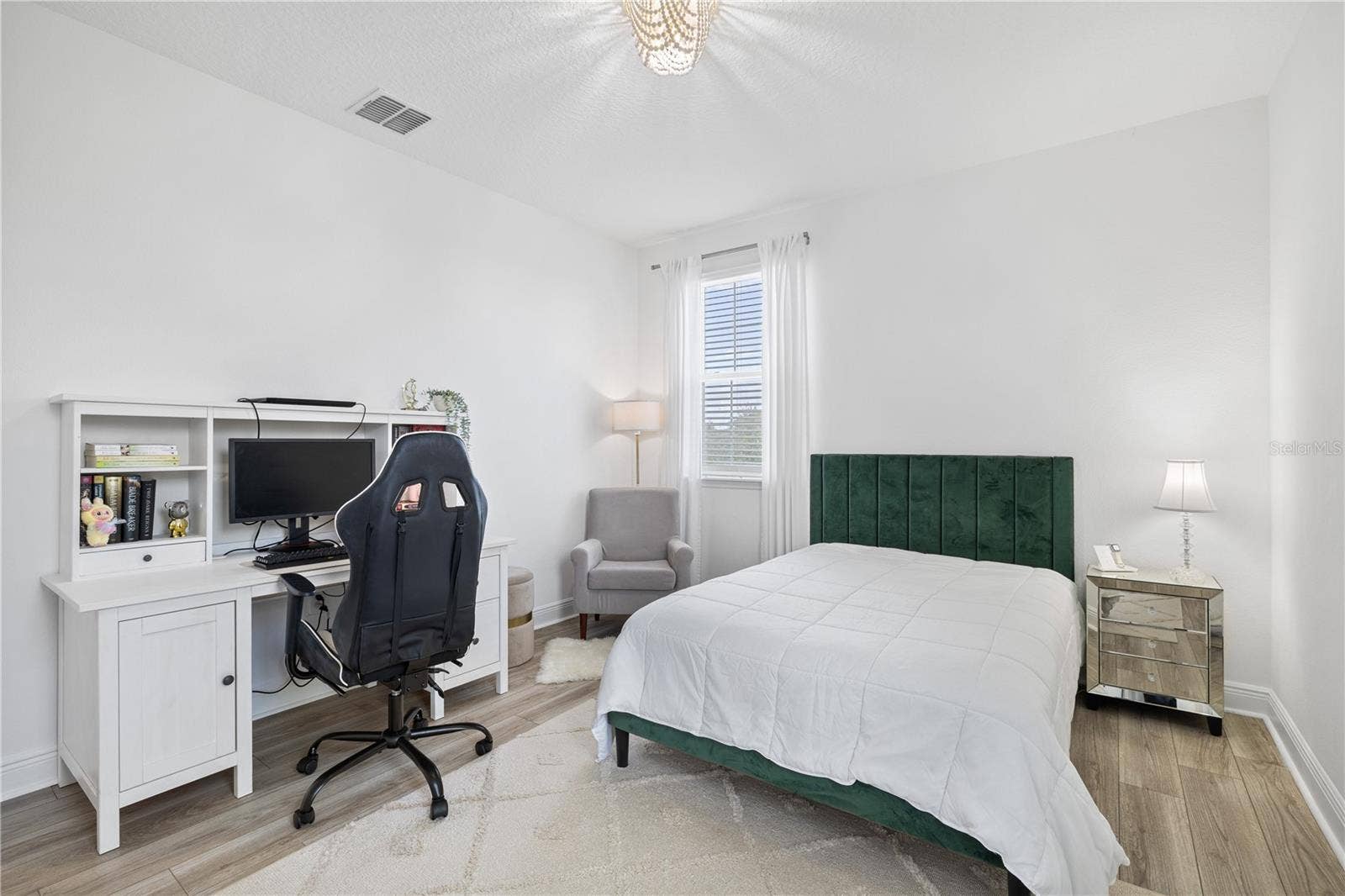 15518 HONEY MANDARIN WAY, Winter Garden, FL 34787 15518 HONEY MANDARIN WAY, Winter Garden, FL 34787