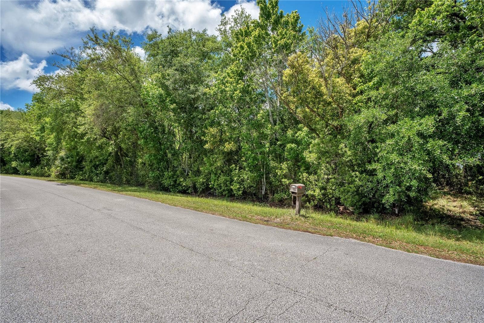1903 SPRUCE CREEK CIRCLE, Port Orange, FL 32128 1903 SPRUCE CREEK CIRCLE, Port Orange, FL 32128