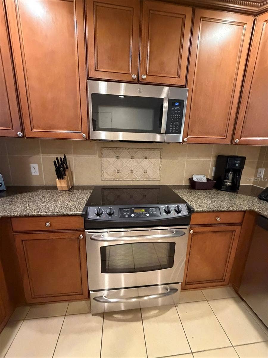7656 WHISPER WAY, #401, Reunion, FL 34747 7656 WHISPER WAY, #401, Reunion, FL 34747