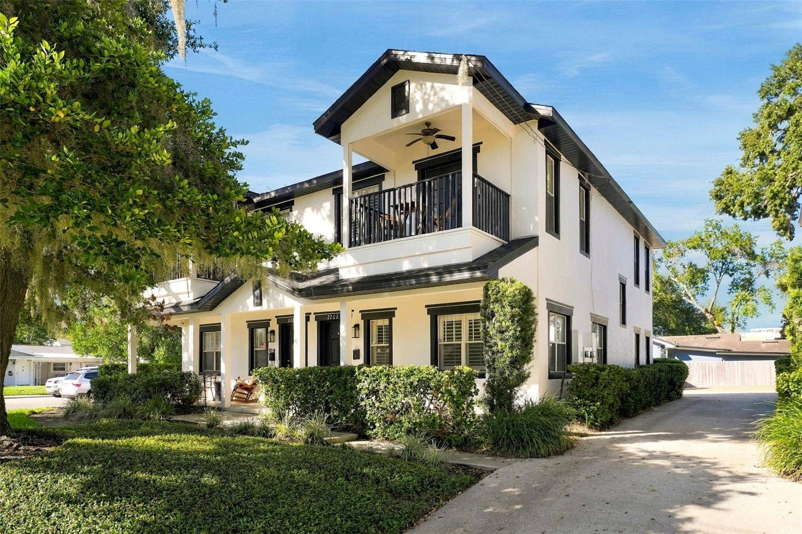 2202 ELIZABETH AVENUE, #B, Orlando, FL 32804 Front view