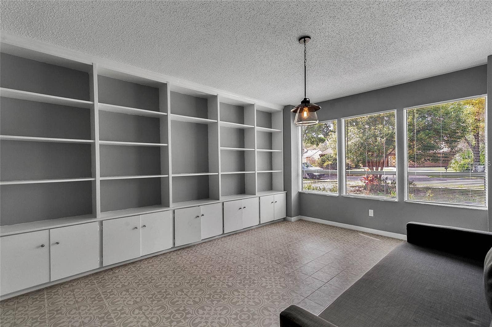 5607 SPRING RUN AVENUE, Orlando, FL 32819 5607 SPRING RUN AVENUE, Orlando, FL 32819