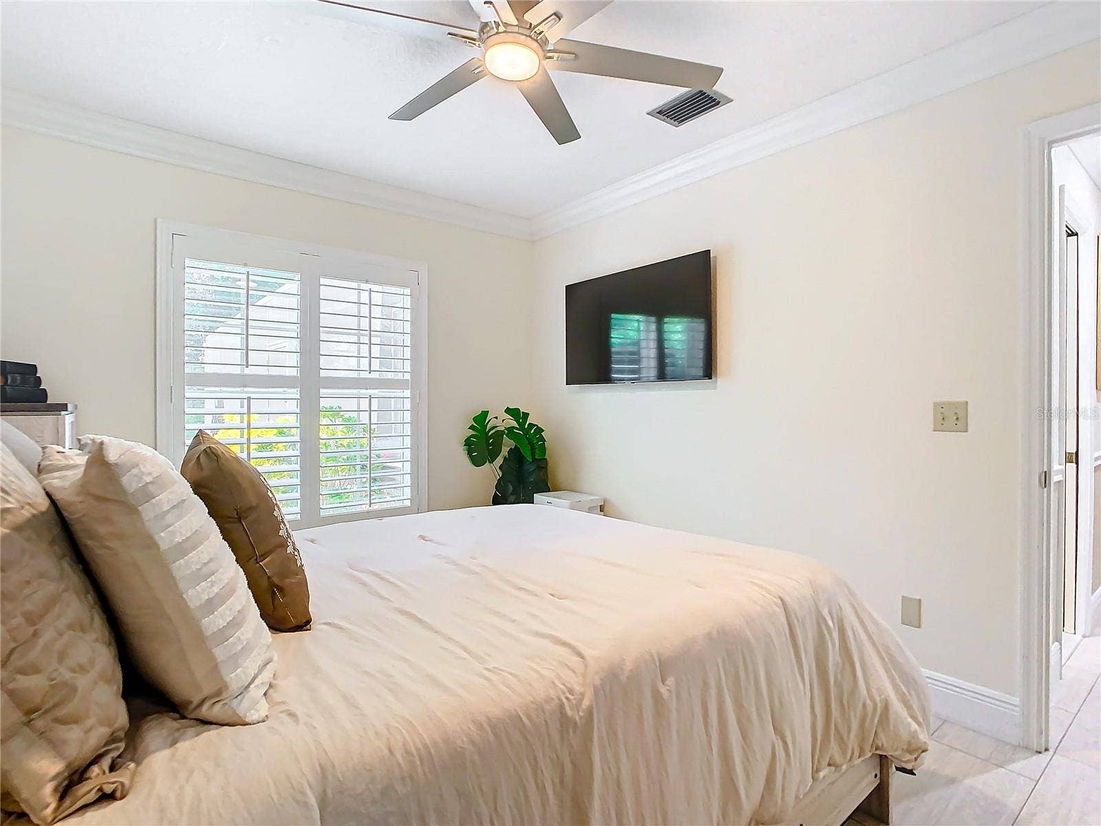 8707 FERNWICKE COURT, Orlando, FL 32819 8707 FERNWICKE COURT, Orlando, FL 32819
