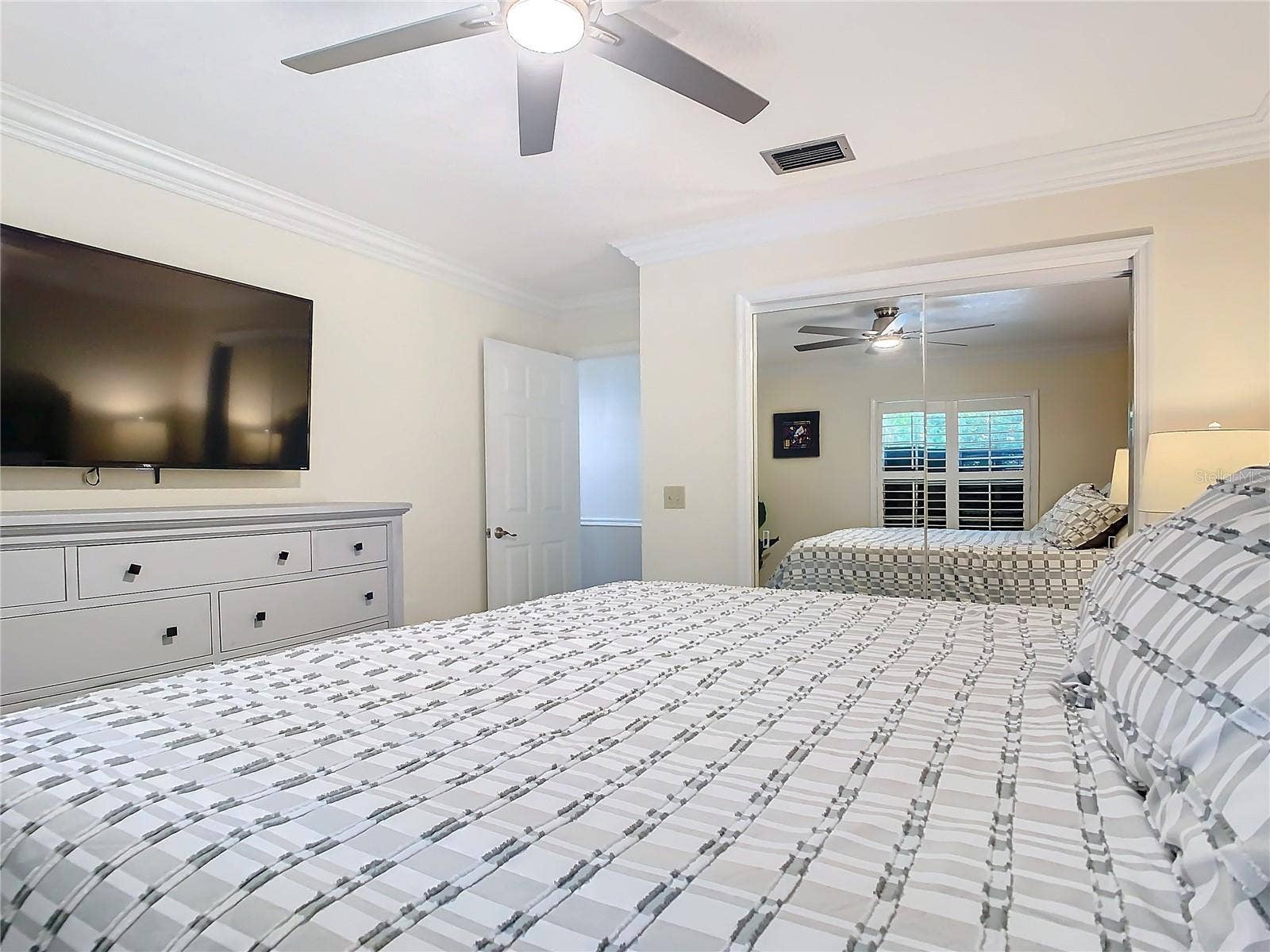 8707 FERNWICKE COURT, Orlando, FL 32819 8707 FERNWICKE COURT, Orlando, FL 32819