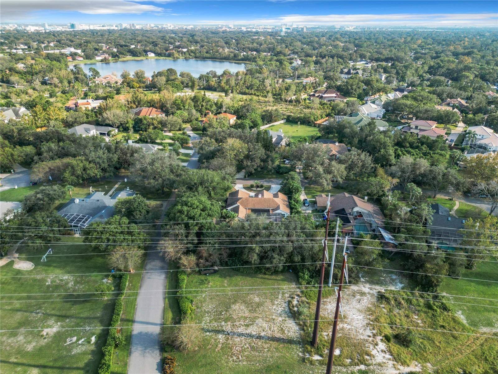8707 FERNWICKE COURT, Orlando, FL 32819 Come Visit