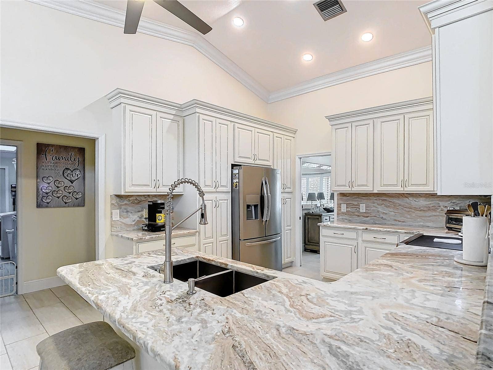 8707 FERNWICKE COURT, Orlando, FL 32819 8707 FERNWICKE COURT, Orlando, FL 32819
