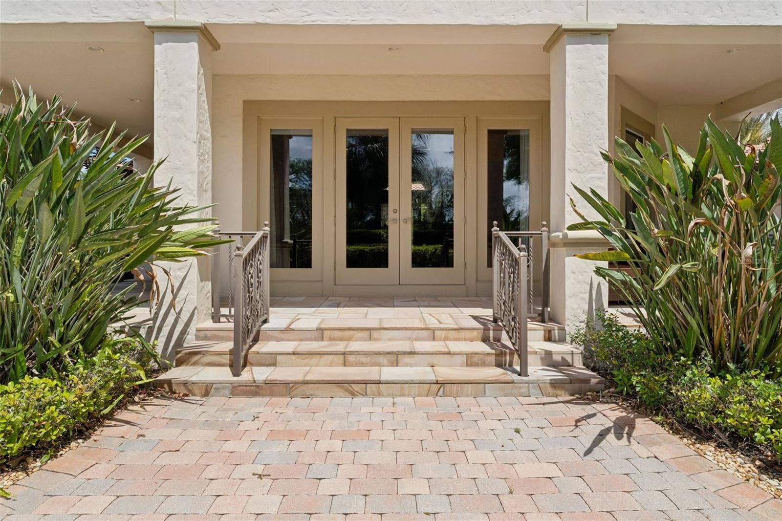 3545 LEGACY HILLS COURT, Longwood, FL 32779 Back door to the guest house