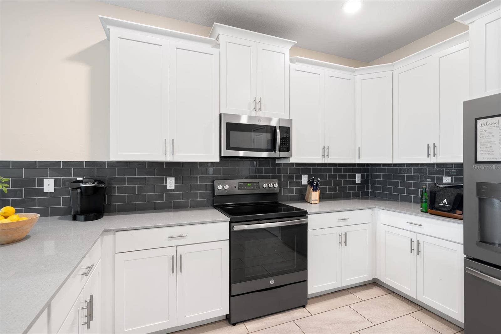 9050 STINGER DRIVE, Davenport, FL 33896 9050 STINGER DRIVE, Davenport, FL 33896