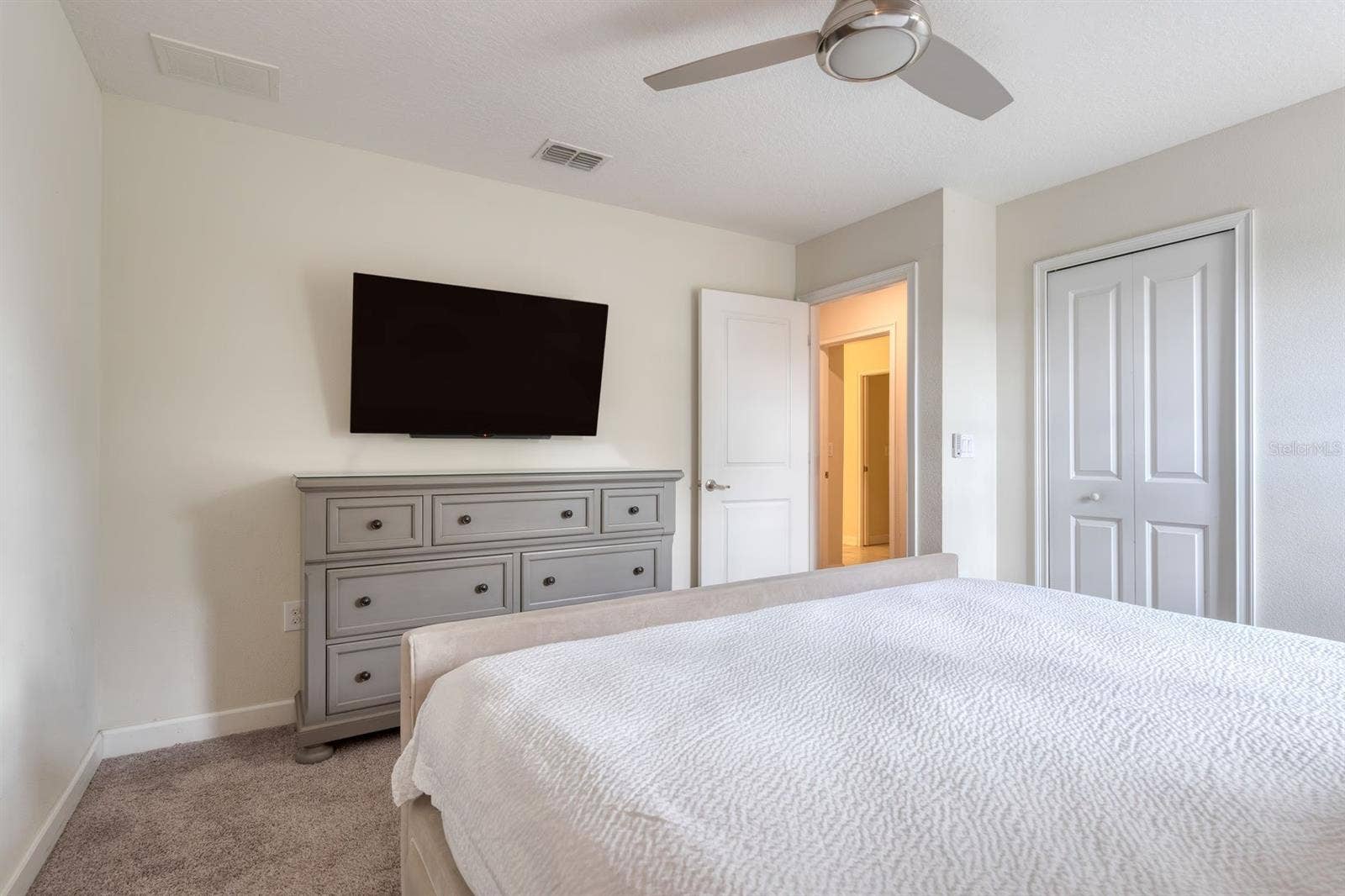 9050 STINGER DRIVE, Davenport, FL 33896 9050 STINGER DRIVE, Davenport, FL 33896