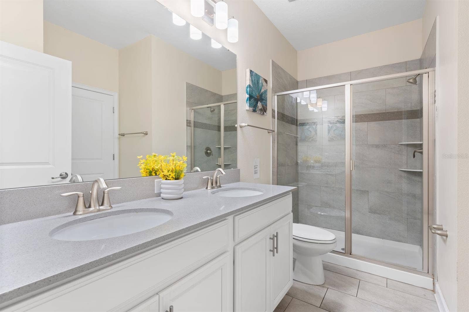 9050 STINGER DRIVE, Davenport, FL 33896 Bathroom 2