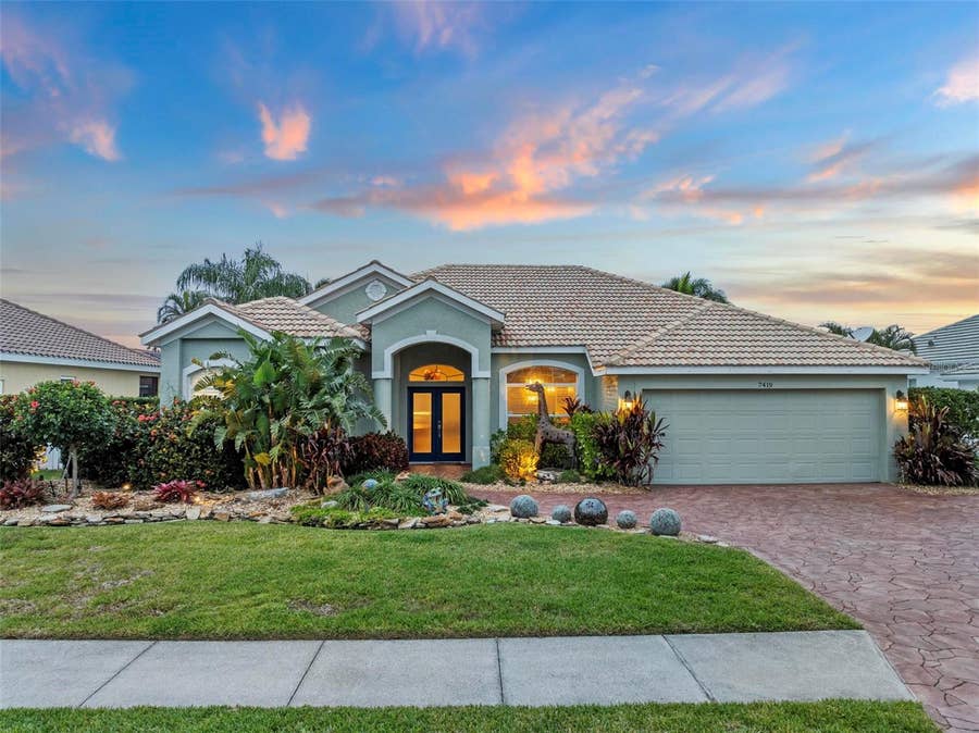 Property photo for 7419 ROXYE LANE, Sarasota, FL
