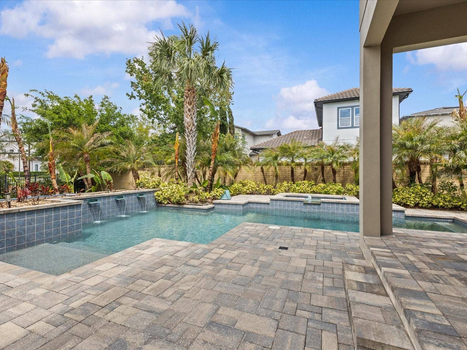 8153 BELLOW STREET, Orlando, FL 32827 8153 BELLOW STREET, Orlando, FL 32827