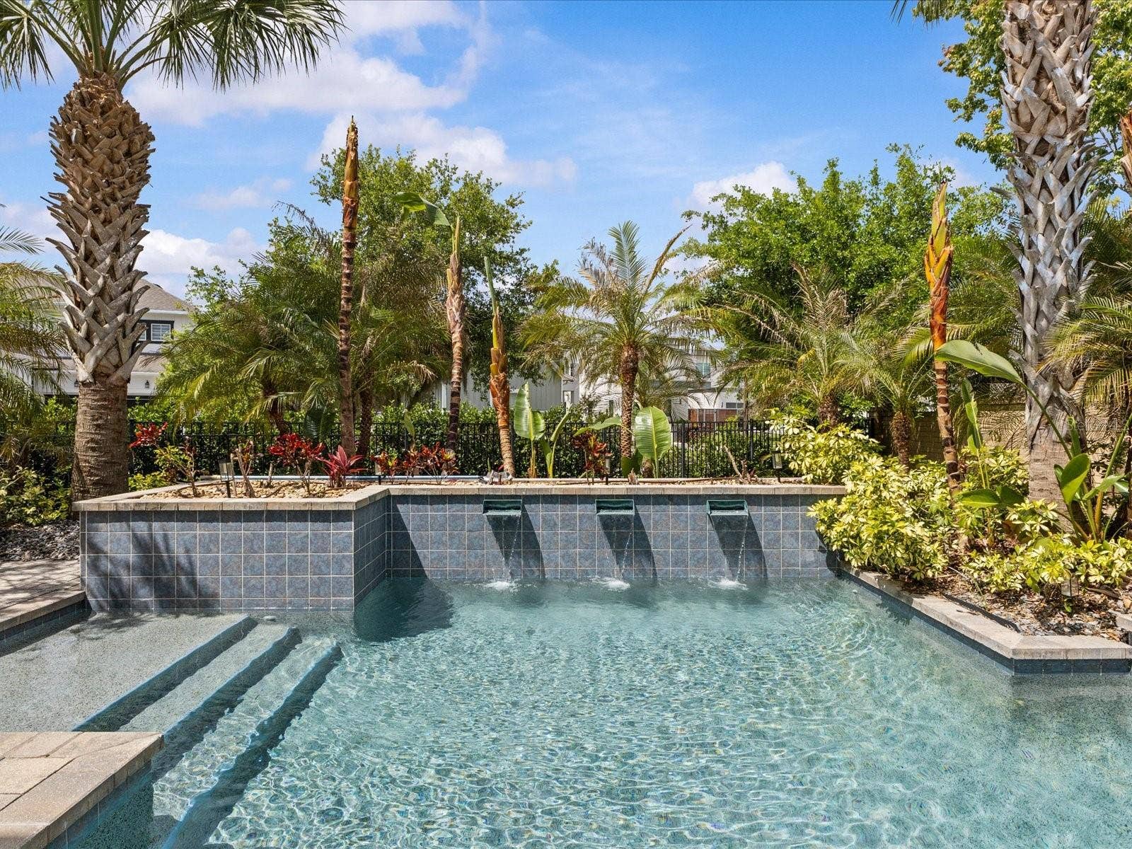 8153 BELLOW STREET, Orlando, FL 32827 8153 BELLOW STREET, Orlando, FL 32827