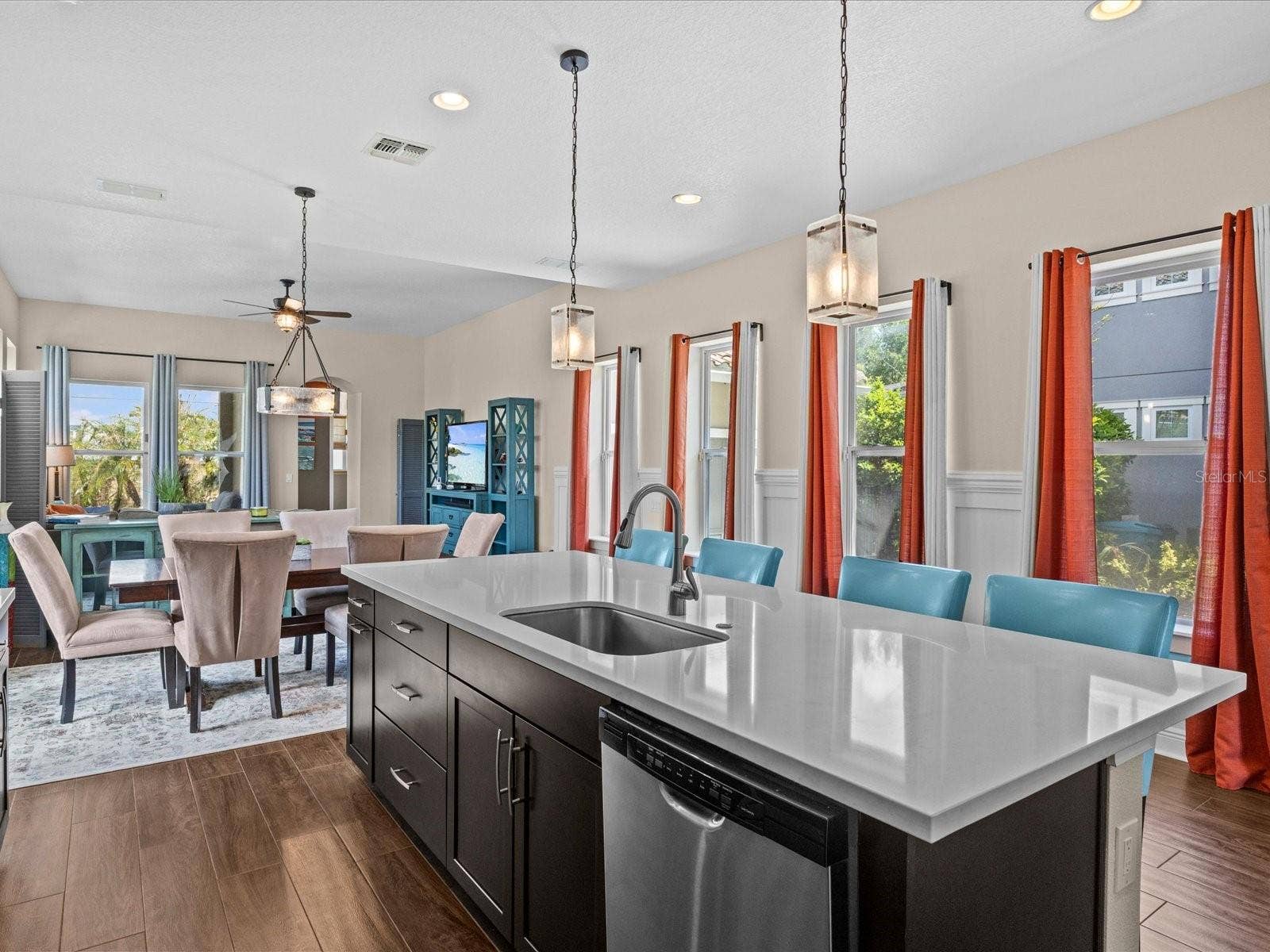 8153 BELLOW STREET, Orlando, FL 32827 8153 BELLOW STREET, Orlando, FL 32827