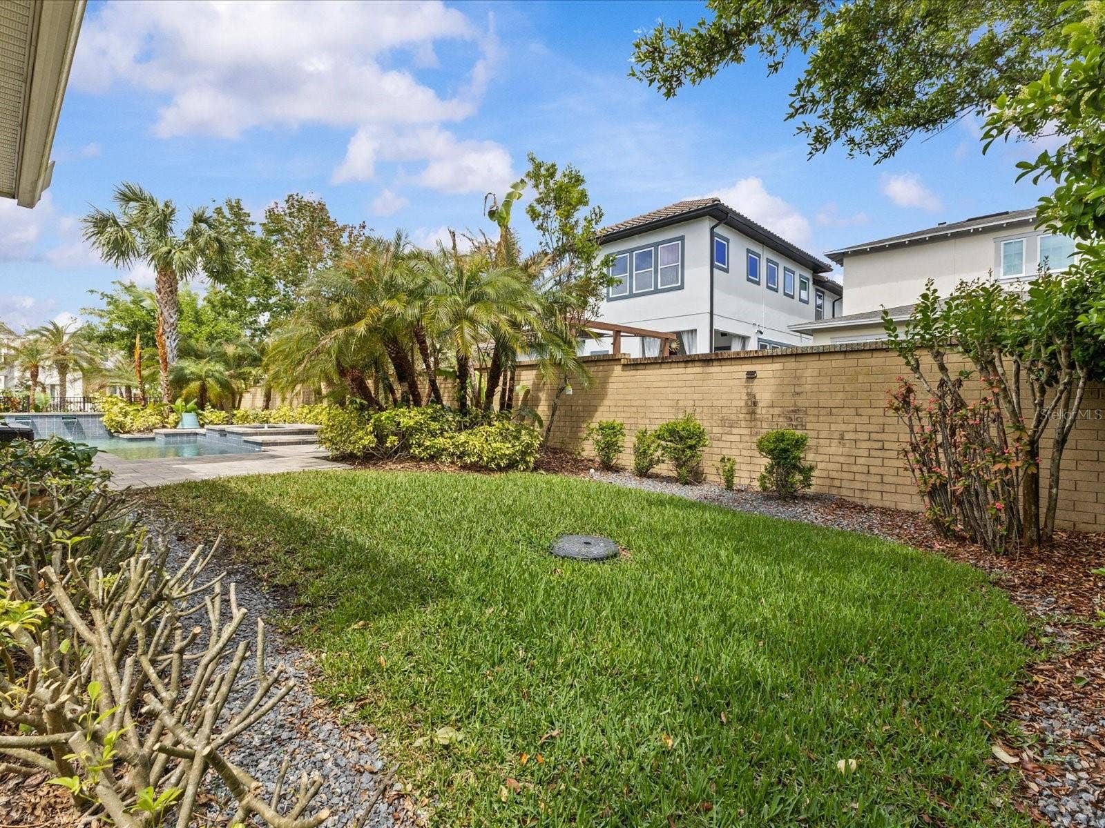 8153 BELLOW STREET, Orlando, FL 32827 8153 BELLOW STREET, Orlando, FL 32827