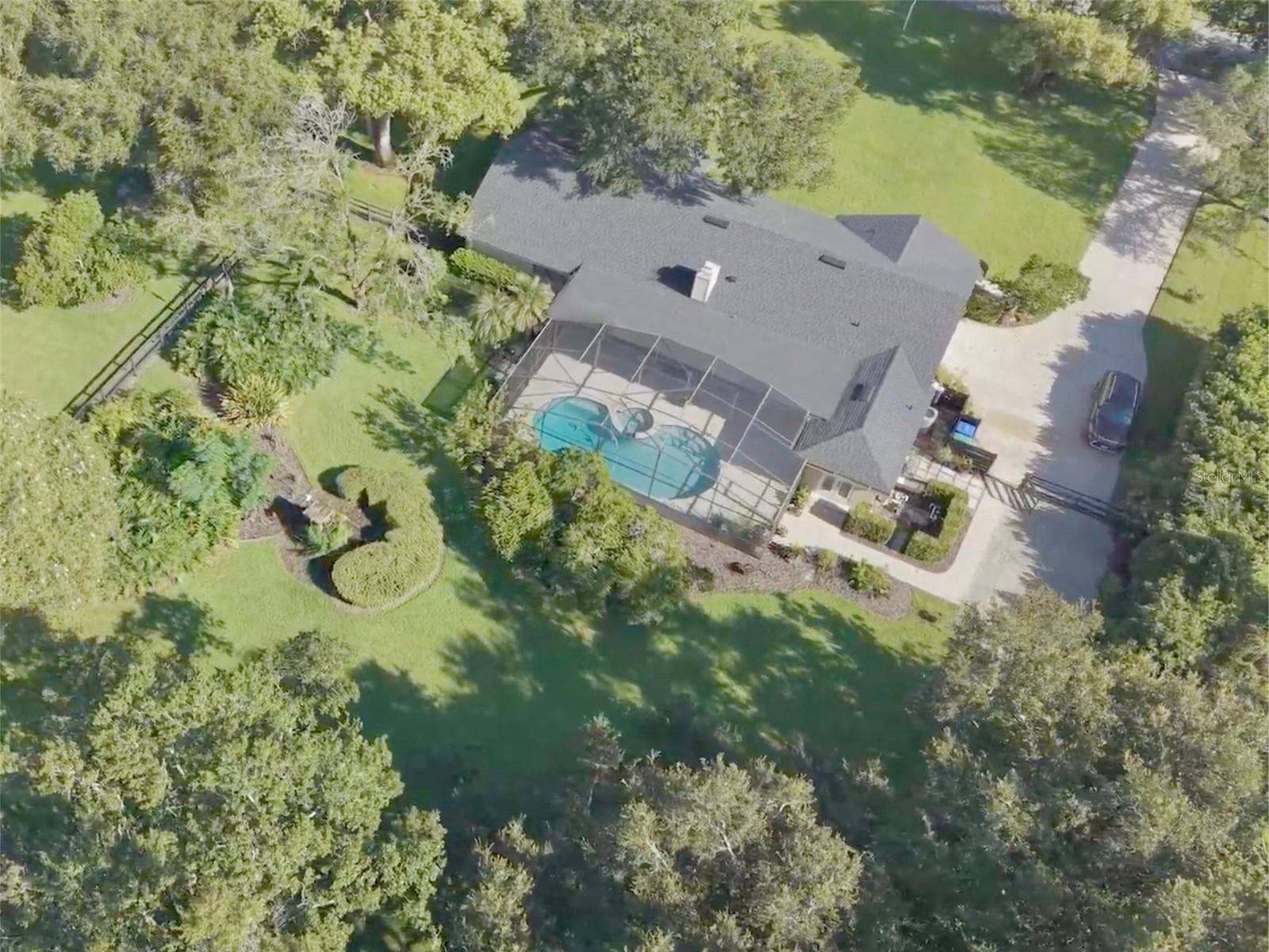 14140 COUNTRY ESTATE DRIVE, Winter Garden, FL 34787 Pool home on over 1-acre lot with beautiful, mature approx 100-year-old oak trees.